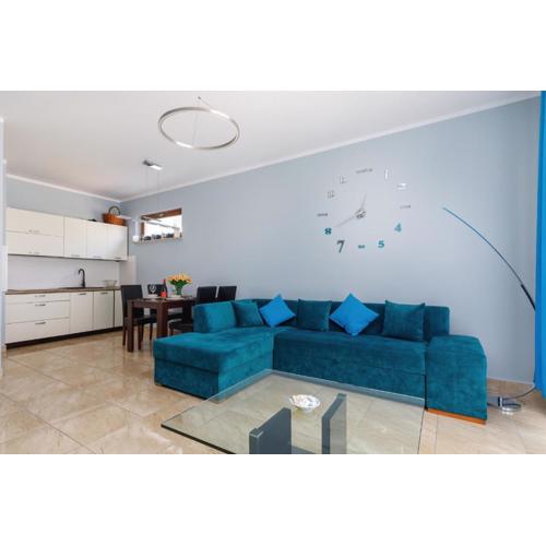 Family Apartment Magic & Sea with Terrace by Noclegi Renters