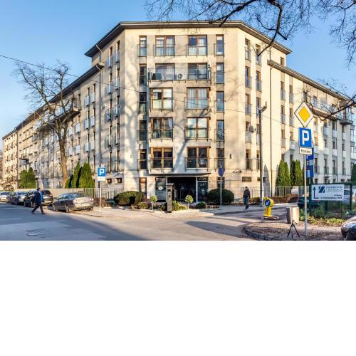 Family Apartments - Private Parking