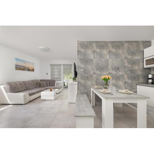 Family Apartments Herberta with Terrace and Parking by Rent like home
