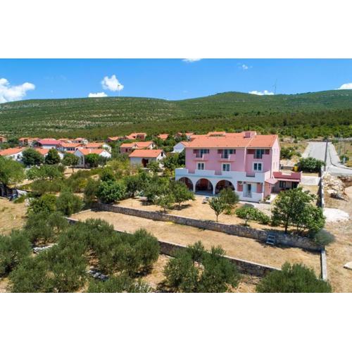 Family friendly apartments with a swimming pool Krusevo, Novigrad - 23039