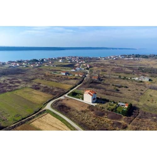 Family friendly apartments with a swimming pool Ljubac, Zadar - 21937