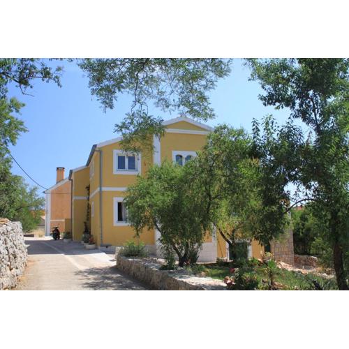 Family friendly apartments with a swimming pool Sali, Dugi otok - 8083