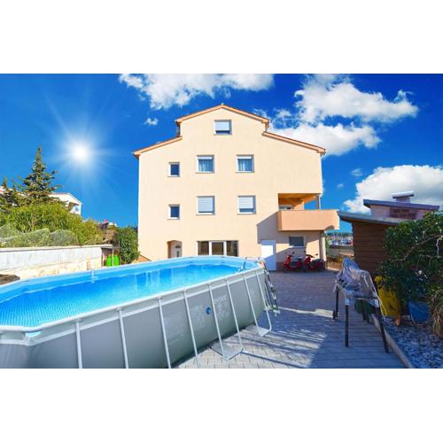 Family friendly apartments with a swimming pool Vodnjan, Fazana - 21040