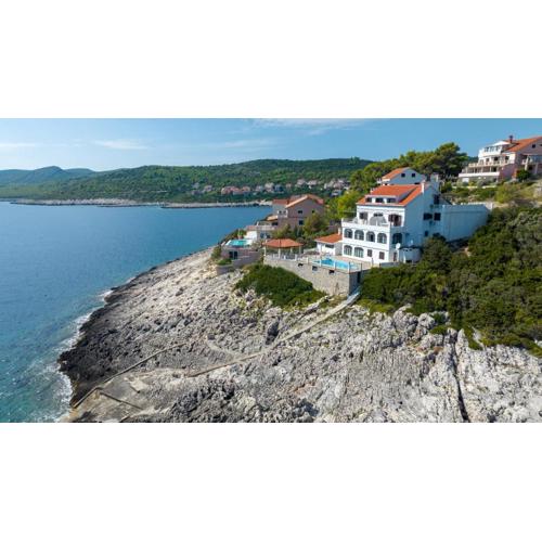 Family-friendly apartments with swimming pools Zavalatica, Korcula - 183
