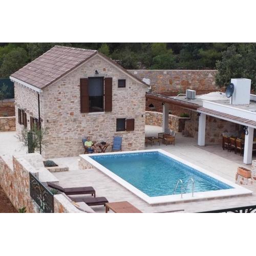 Family friendly house with a swimming pool Basina, Hvar - 23475