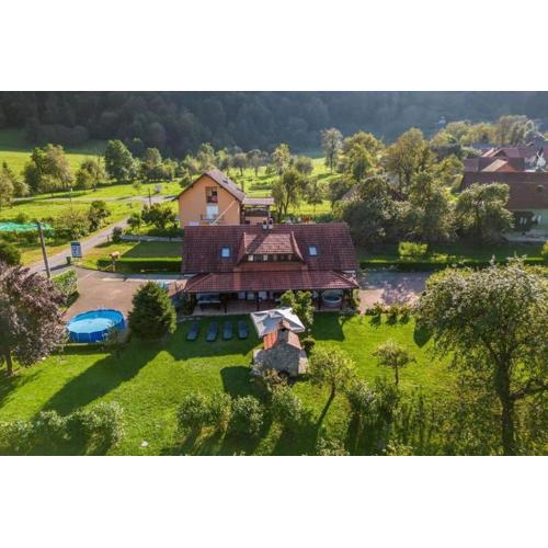 Family friendly house with a swimming pool Blazevci, Gorski kotar - 21038