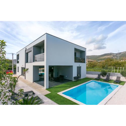 Family friendly house with a swimming pool Kastel Stafilic, Kastela - 23486