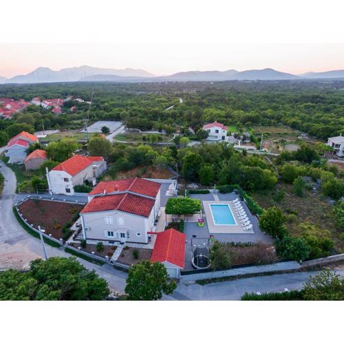 Family friendly house with a swimming pool Katuni, Zagora - 20651