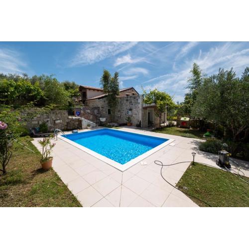 Family friendly house with a swimming pool Radovin, Zadar - 21307