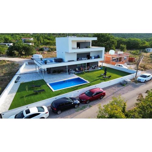 Family friendly house with a swimming pool Seline, Paklenica - 23560