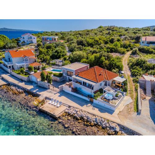 Family friendly seaside apartments Iz, Iz - 22025