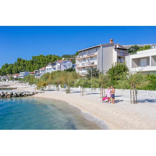 Family friendly seaside apartments Podstrana, Split - 13725