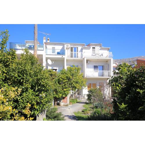 Family friendly seaside apartments Podstrana, Split - 23954