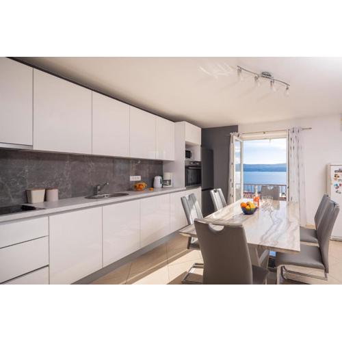 Family sea view XXL apartment