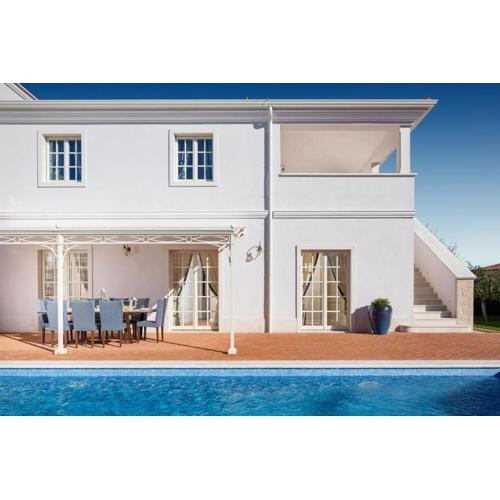 Family villa Azzurra with pool in Porec