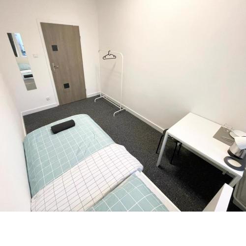 Fantastic Waw - CH5 Room B102