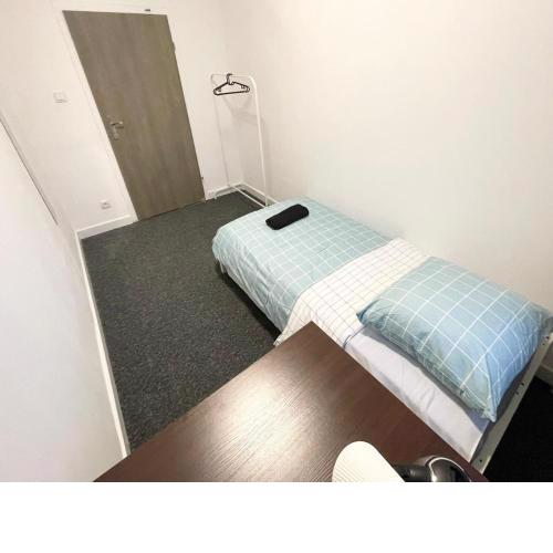 Fantastic Waw - CH5 Room B104