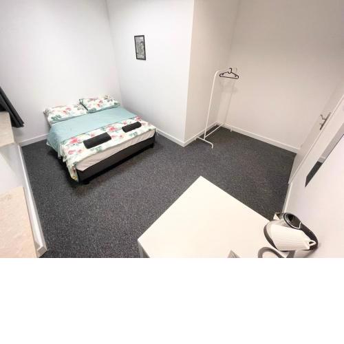 Fantastic Waw - CH5 Room B106