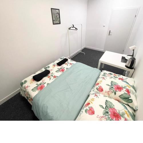 Fantastic Waw - CH5 Room B111