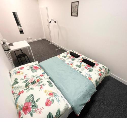 Fantastic Waw - CH5 Room B112