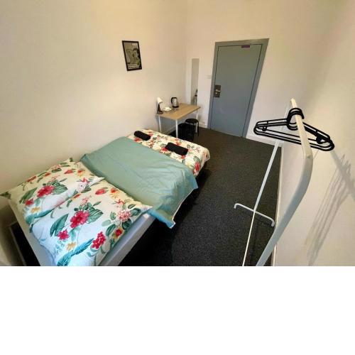 Fantastic Waw - CH5 Room C209