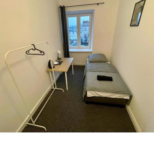 Fantastic Waw - CH5 Room C210
