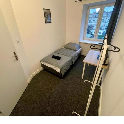 Fantastic Waw - CH5 Room C211