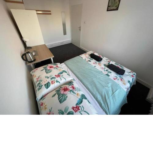 Fantastic Waw - CH5 Room D311
