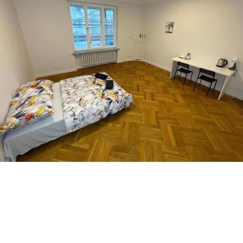 Fantastic Waw - NS25 Room B