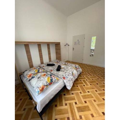 Fantastic Waw - NS38 Room F