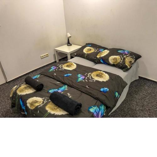 Fantastic Waw - NS42 Room EN