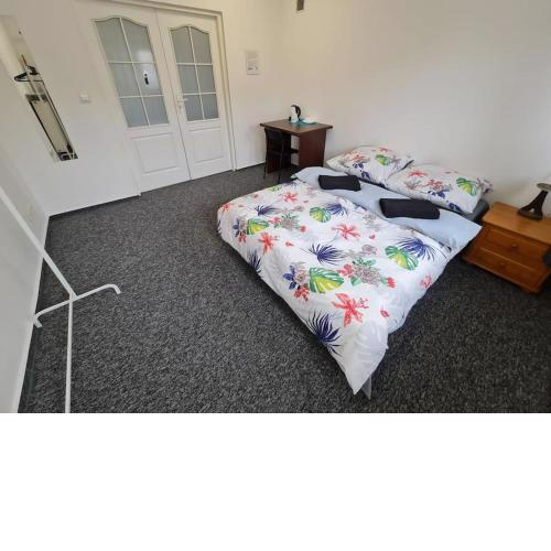 Fantastic Waw - NS42 Room G
