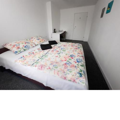 Fantastic Waw - NW30 Room E