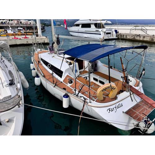 Farfalla vintage Sailboat