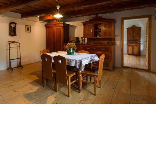 Farmhouse in Köveskál (Balatonfelvidék) for 6 persons