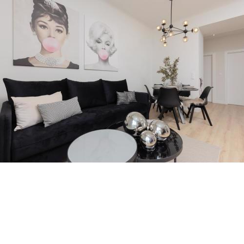 Fashionable City Center Apartment by Noclegi Renters