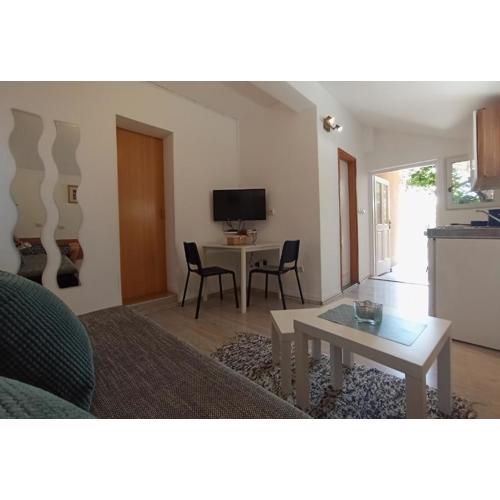 Fazana local family apartment A1