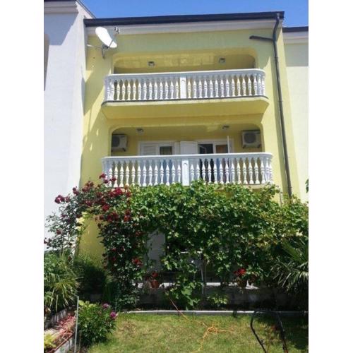 Ferienapartment in Strandnähe, mit Balkon und Meerblick