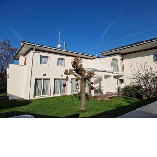 Ferienhaus 80er Liebe mit Whirlpool