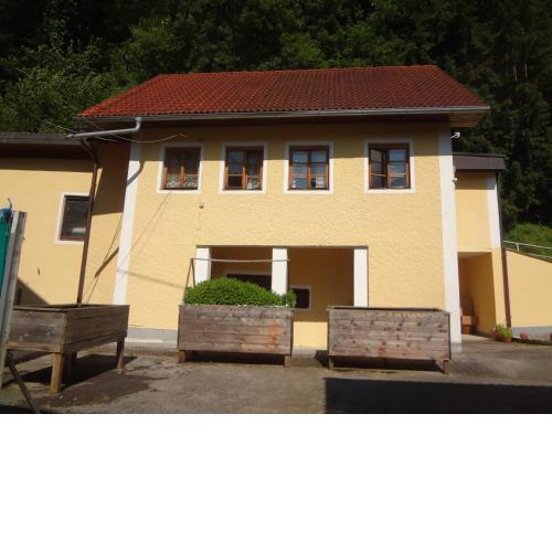 Ferienhaus am Fluss