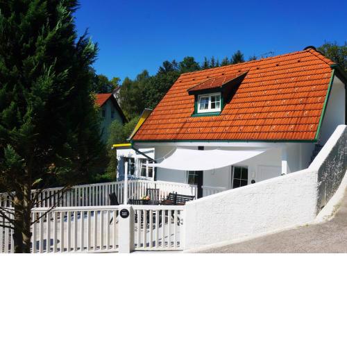 Ferienhaus BLACK & WHITE