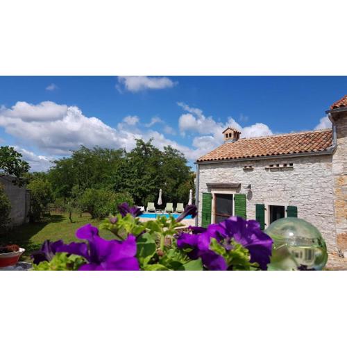 Ferienhaus In Bratulići Mit Privatem Pool