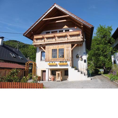Ferienhaus in der Schlipfing mit Garten