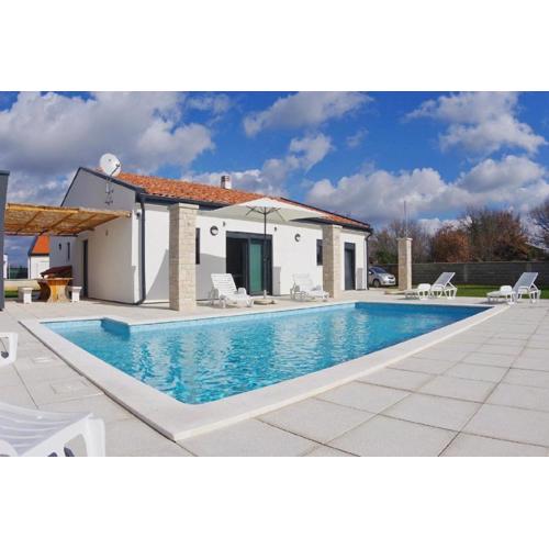 Ferienhaus in Vodnjan mit Privatem Pool