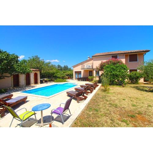 Ferienhaus mit Privatpool für 10 Personen ca 180 qm in Ližnjan, Istrien Südküste von Istrien