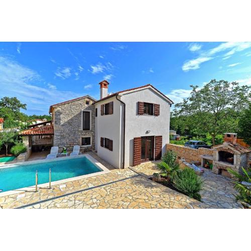 Ferienhaus mit Privatpool für 5 Personen ca 100 qm in Svetvincenat, Istrien Binnenland von Istrien