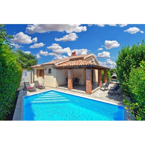 Ferienhaus mit Privatpool für 5 Personen ca 80 qm in Ližnjan, Istrien Südküste von Istrien