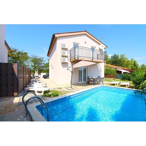 Ferienhaus mit Privatpool für 6 Personen ca 107 qm in Medulin, Istrien Südküste von Istrien