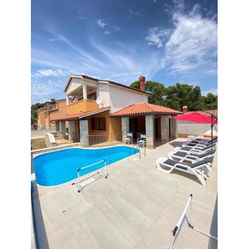 Ferienhaus mit Privatpool für 6 Personen ca 111 qm in Medulin, Istrien Südküste von Istrien
