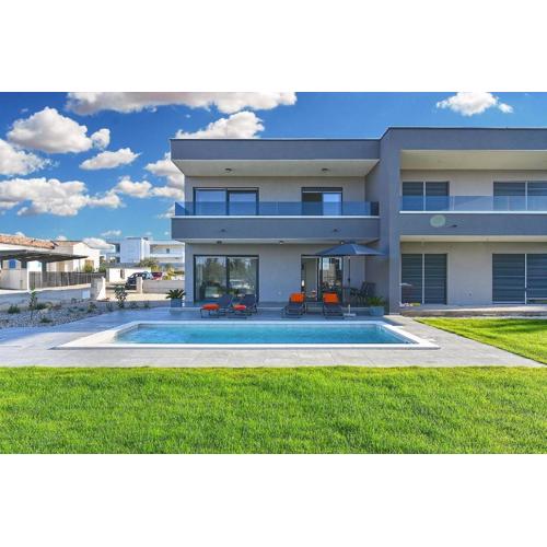 Ferienhaus mit Privatpool für 6 Personen ca 80 qm in Peroj, Istrien Istrische Riviera
